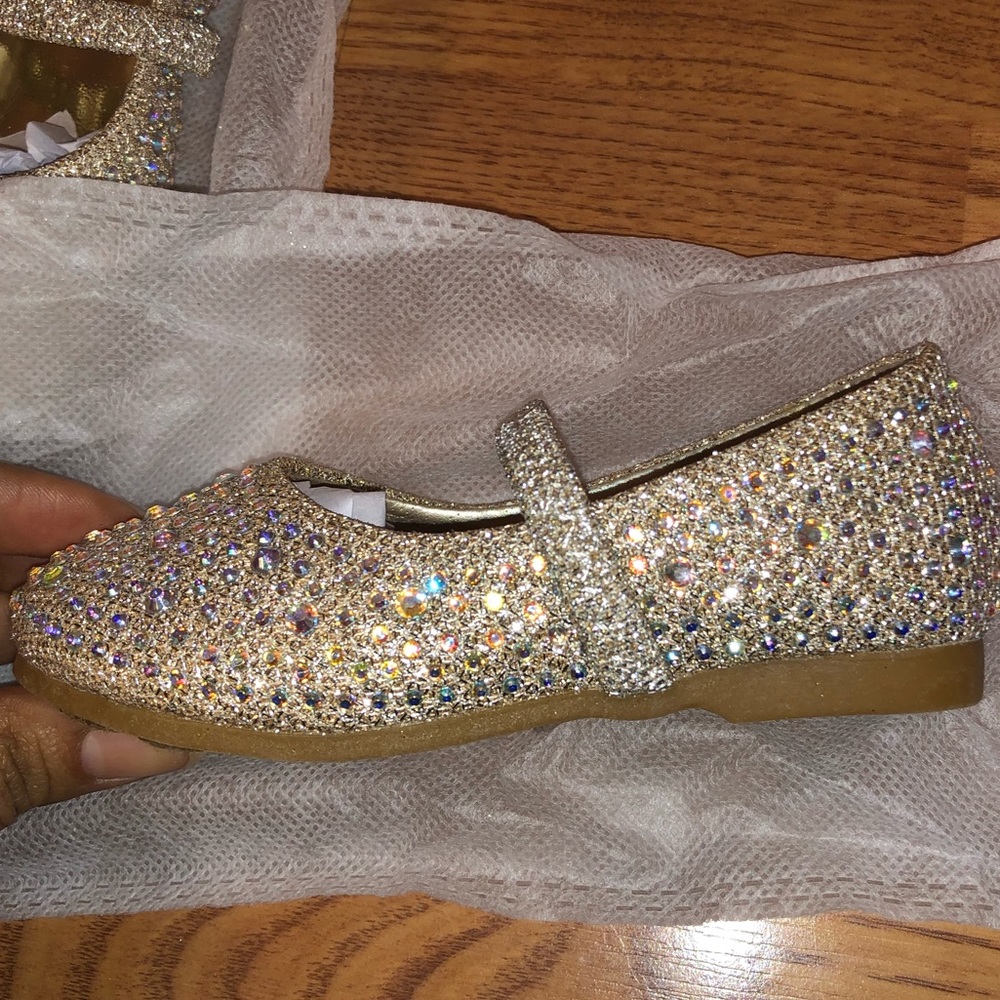 Dress Shoes in beautiful champagne gold